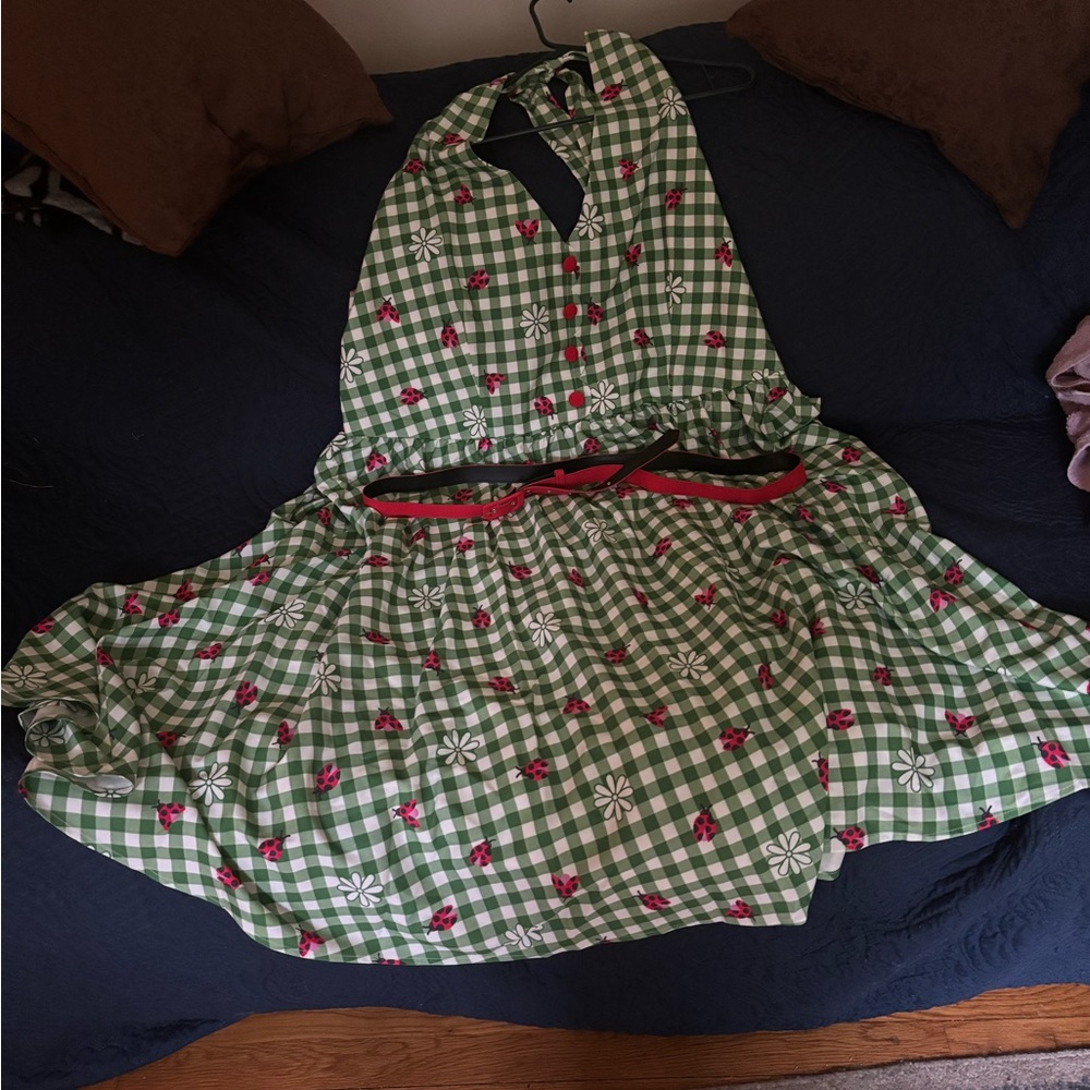 Unique Vintage Halter style dress.  New without tags,    4x